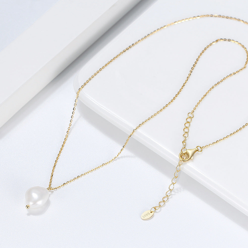 Elegant Freshwater Pearl Necklace